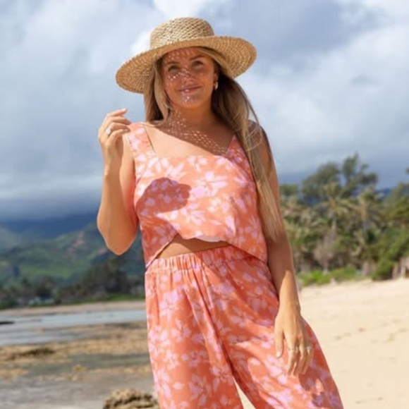 YIREH Naia Floral Cropped Tank, Small, Sunset Bloom - Picture 2 of 4